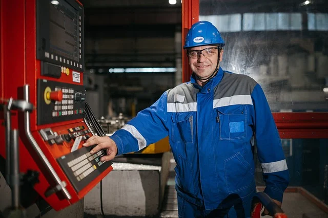 LWT - Lochtenberg Welding Technology - worker on site